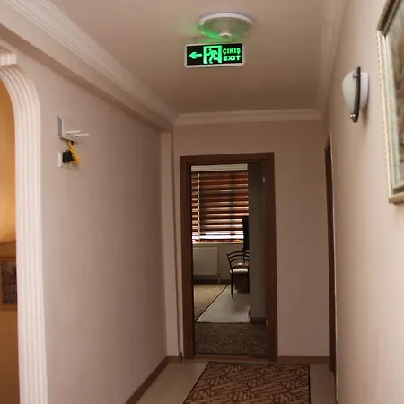 Hotel Safran 3*